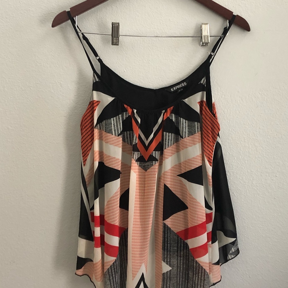 Express size M top. Adjustaple straps, like new.